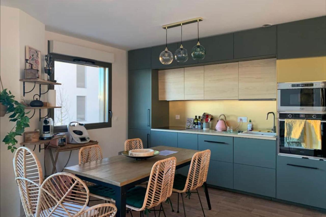 Nice 64 M With Balcony Near The Train Station Apartment Bordeaux Exterior photo